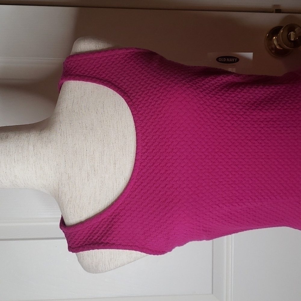 OLD navy sleeveless fuchsia dress size S NWT - Picture 2 of 16